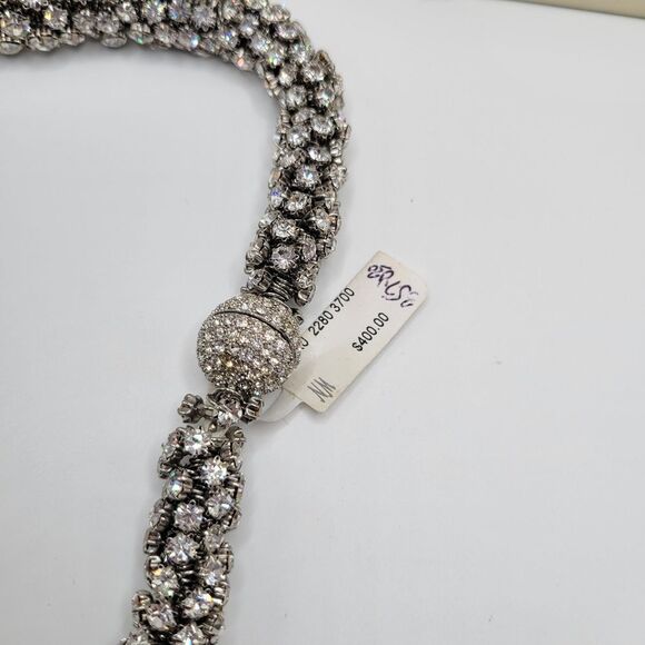 Neiman Marcus rhinestone rope magnetic closure necklace NWT - Picture 10 of 10